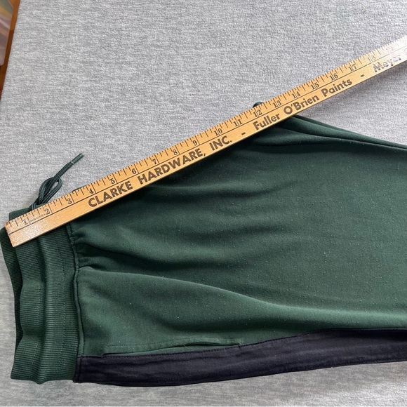 Zara Men Green and Black Joggers with Elastic Waistband size 32 - Picture 7 of 7